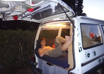 camping frankreich klettern bus