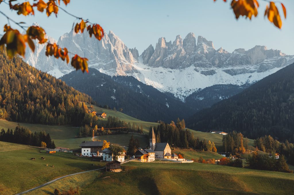 reiseziele herbst felskette dolomiten