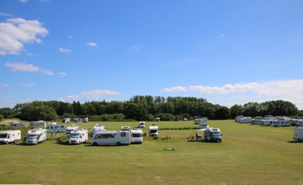 reiseziele herbst wohnmobilpark damp ostsee