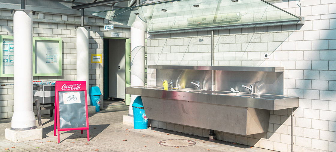 sanitaere anlagen campingplatz waschbecken