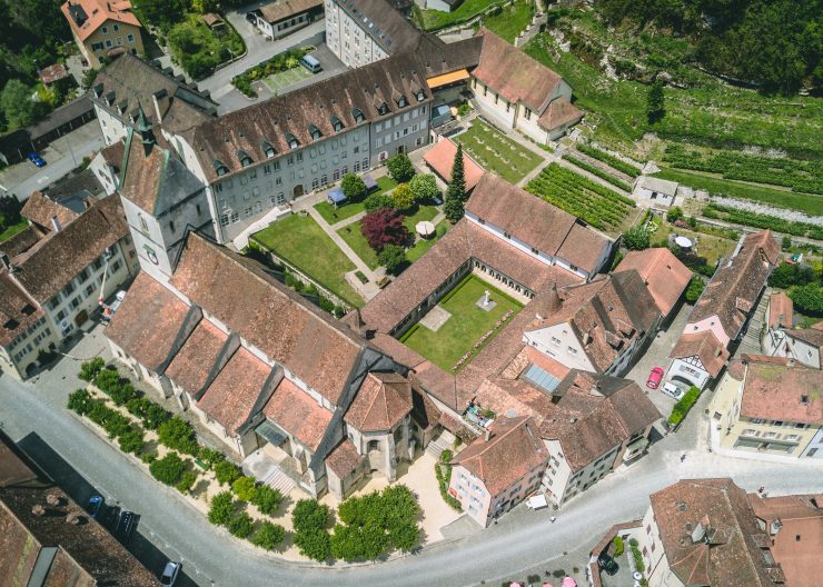 camping jura eglise collegiale st ursanne