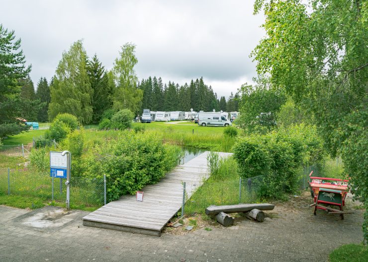 etang de baignade camping cerneux