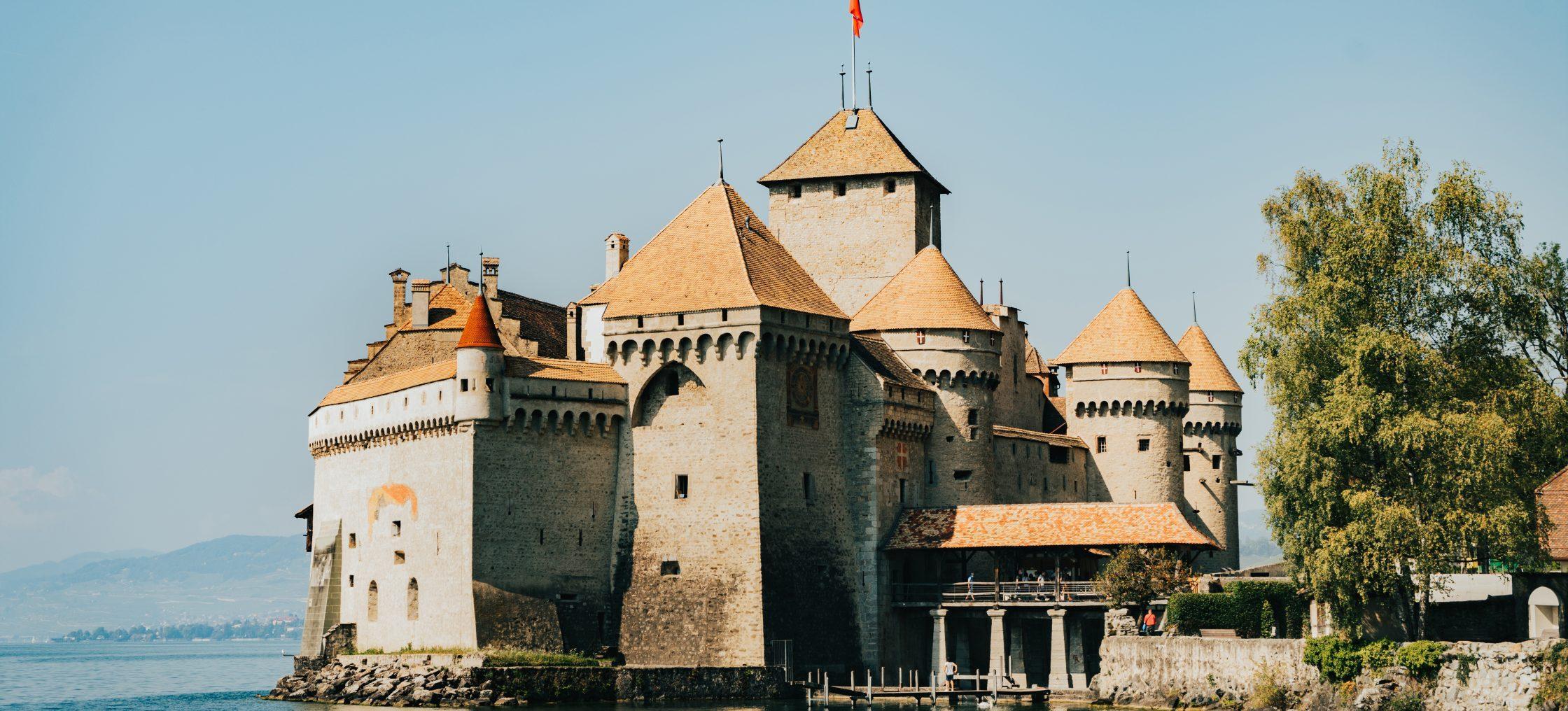 schloss chillon montreux scaled