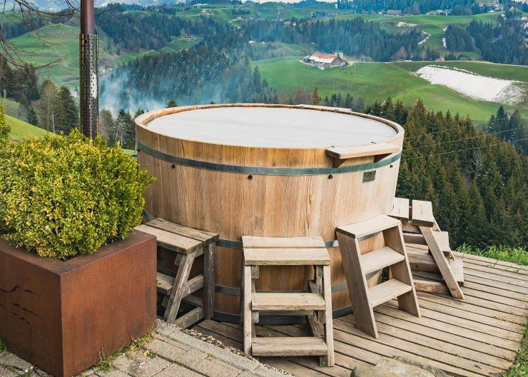 nomady napfgebiet hot tub
