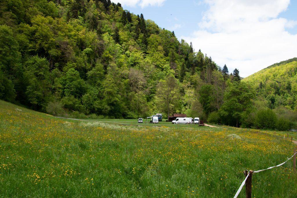 stellplatz jura schweiz ravines