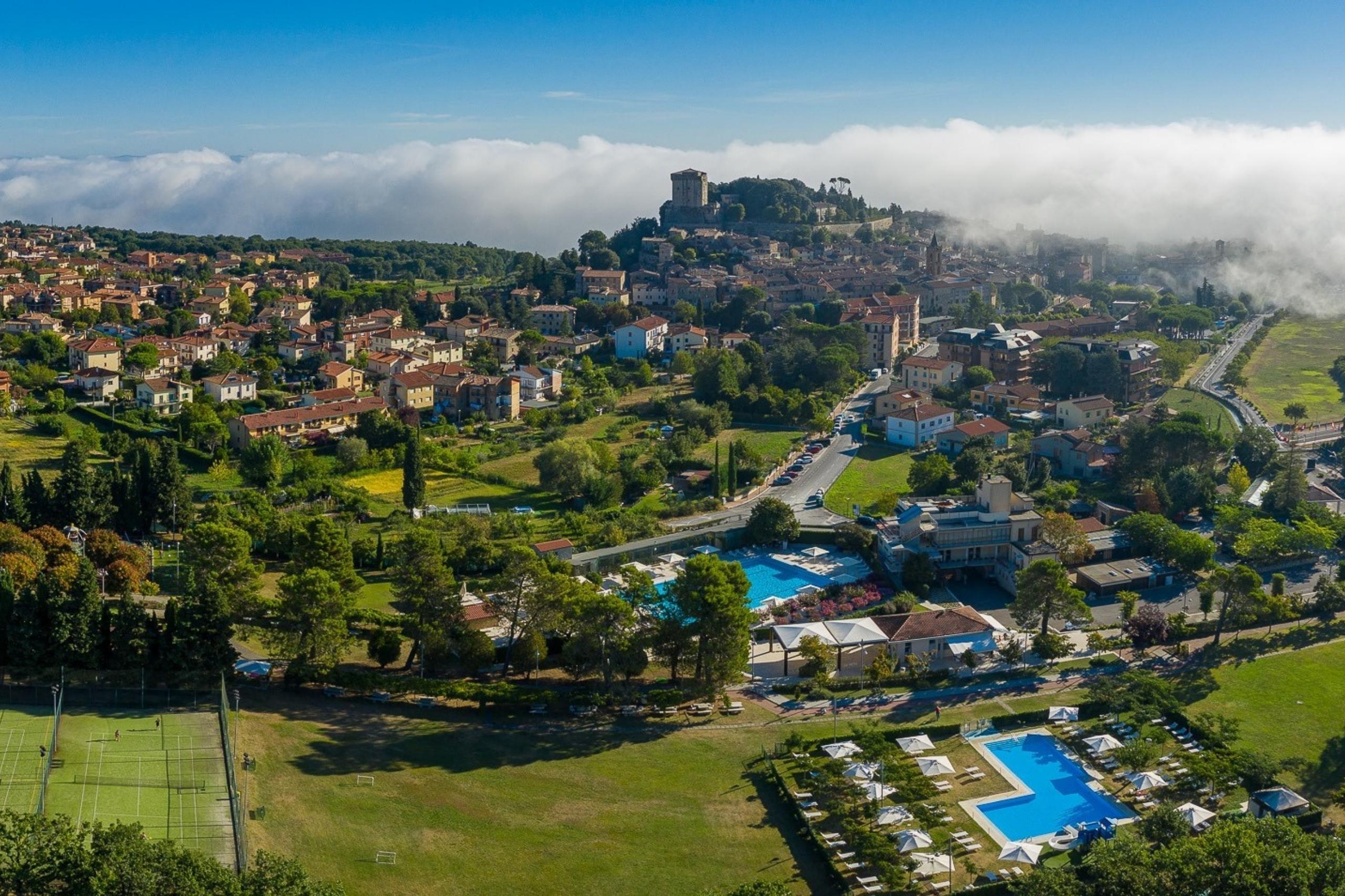 Camping_CampoDellePiscine_02 Viel Platz und eine wahrlich wunderbare Umgebung findest du auf dem Campingplatz Parco delle Piscine.