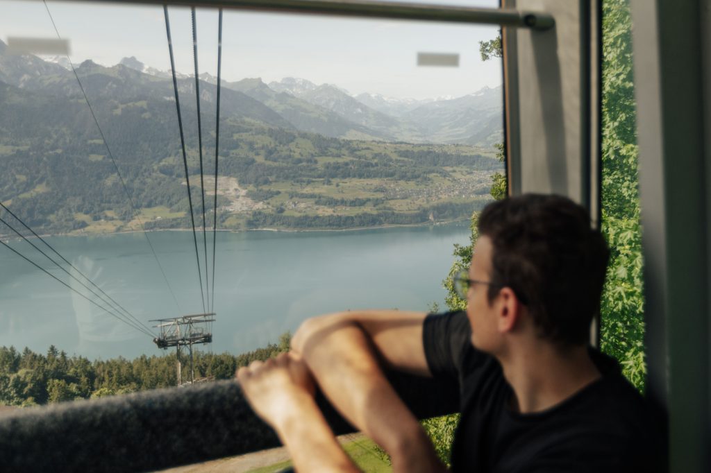 niederhorn ausblick gondel