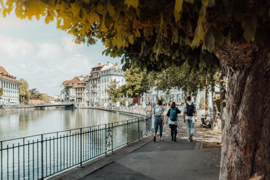 stadt thun promenade an der aare