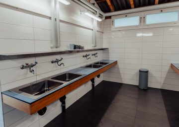 tcs camping gwatt waschbecken camping interlaken