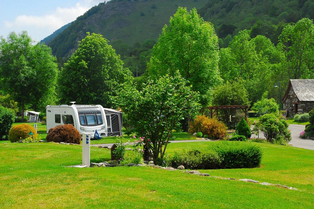 camping pyrenaees natura