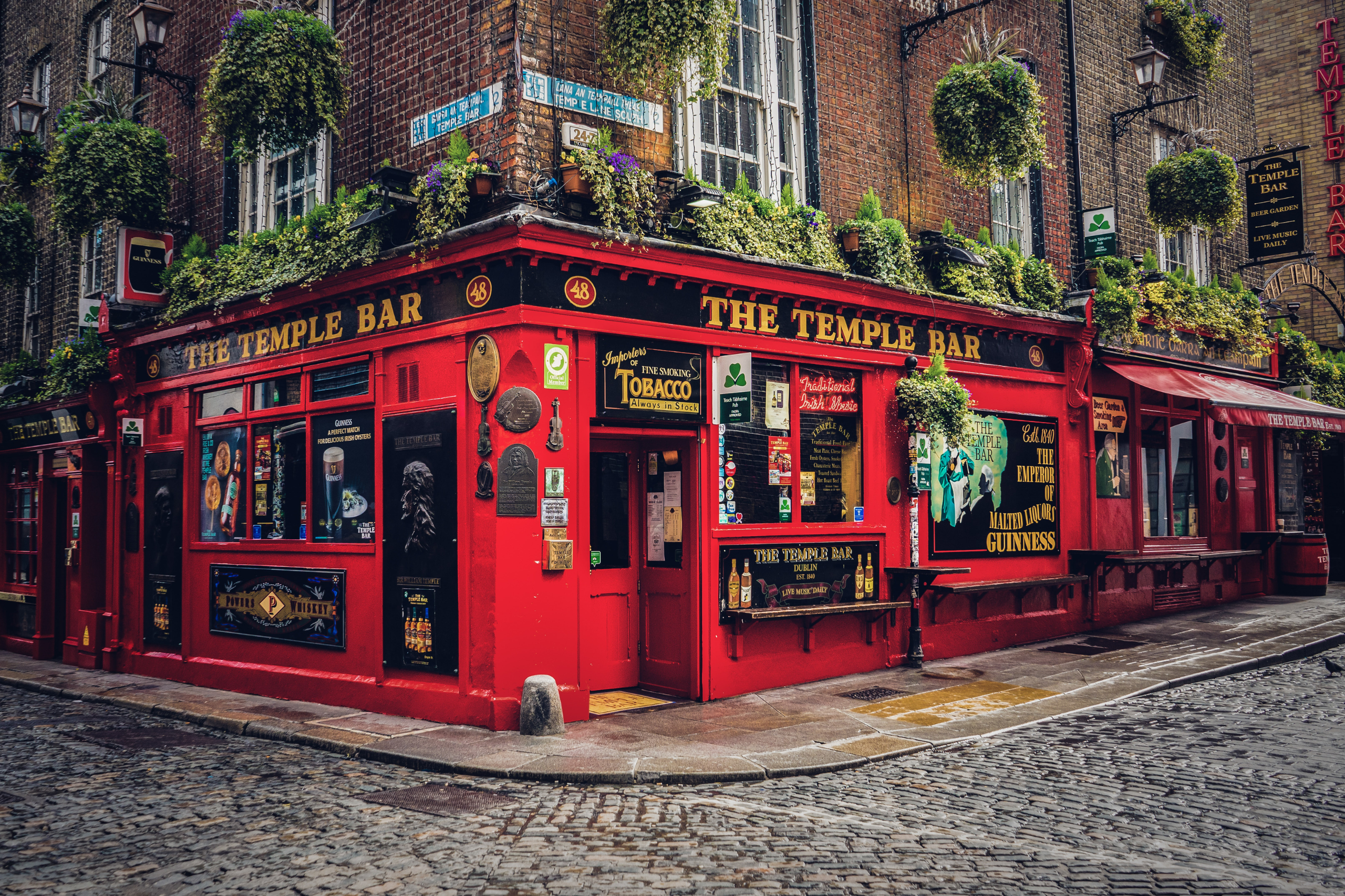 irland-fähre-reiseziele.png Der perfekte Start in den Irland-Campingurlaub? Dublin und die berühmte Temple Bar.